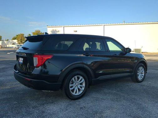 2021 Ford Explorer Base