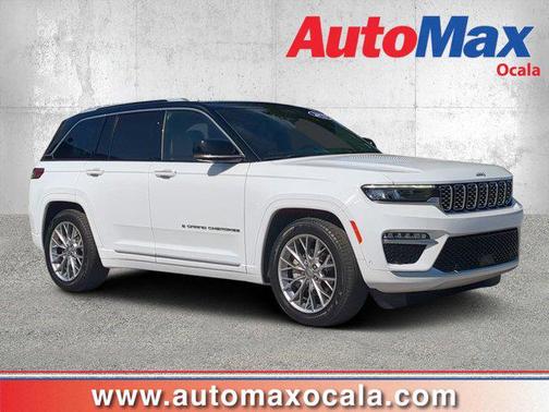 2022 Jeep Grand Cherokee Summit