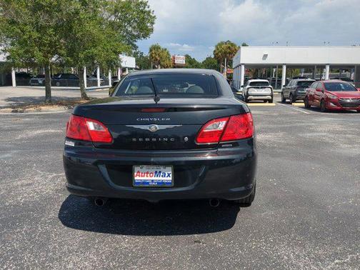 2010 Chrysler Sebring Base
