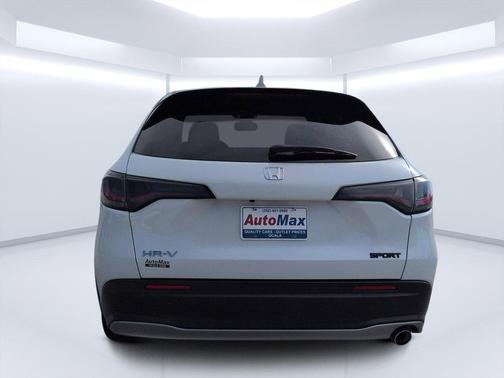 Platinum White Pearl 2024 Honda HR-V Sport