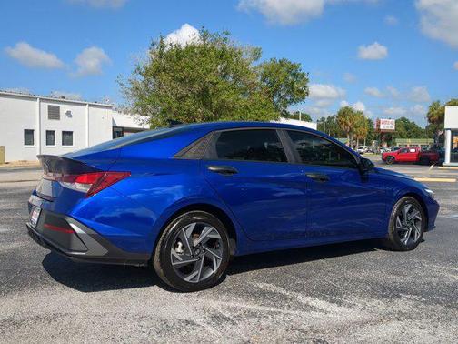 2025 Hyundai ELANTRA Sport