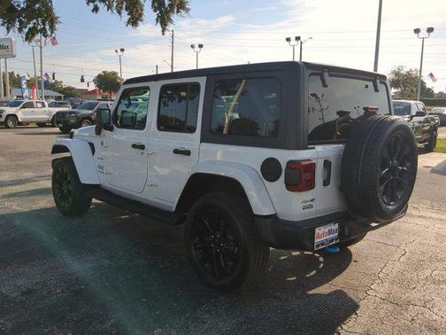 2022 Jeep Wrangler Unlimited 4xe Sahara