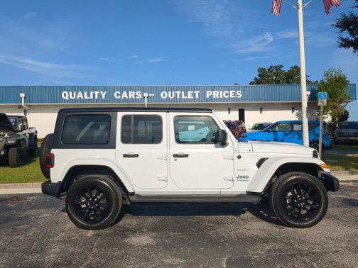 2022 Jeep Wrangler Unlimited 4xe Sahara