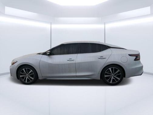 2022 Nissan Maxima SV