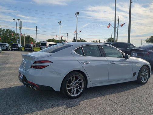 2022 Genesis G70 2.0T
