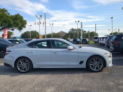 2022 Genesis G70 2.0T
