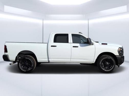 Bright White Clearcoat 2025 RAM 3500 Tradesman Crew Cab 4x2 6'4' Box