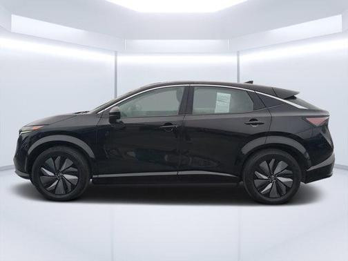 Black Diamond Pearl 2023 Nissan ARIYA ENGAGE