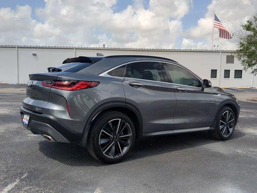 2024 INFINITI QX55 LUXE