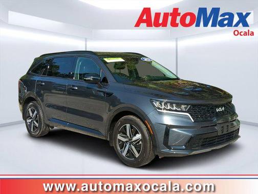 2023 Kia Sorento S