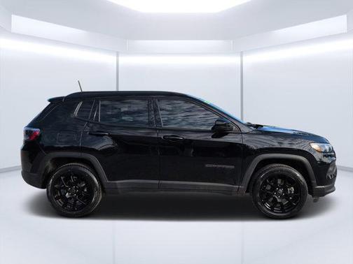 Diamond Black 2026 Jeep Compass Latitude