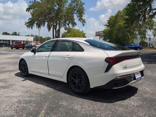 2025 Kia K5 LXS