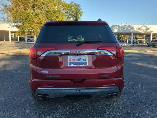 2019 GMC Acadia Denali