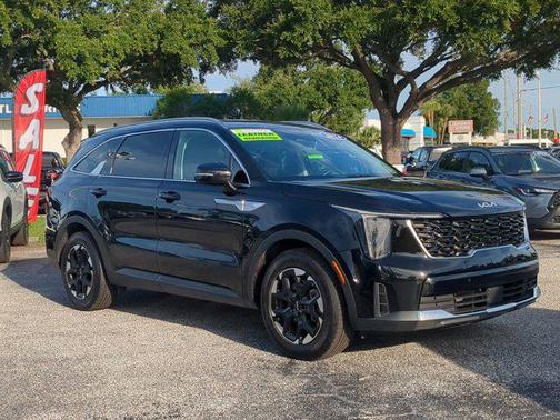 2024 Kia Sorento S