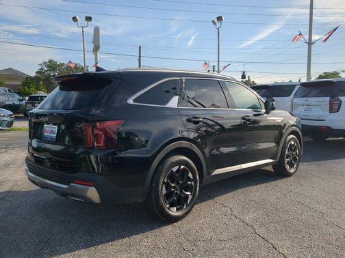2024 Kia Sorento S