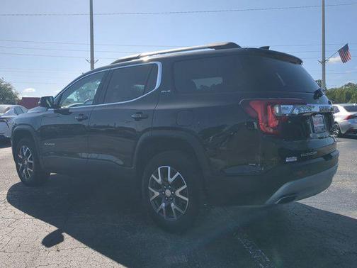 2023 GMC Acadia SLE