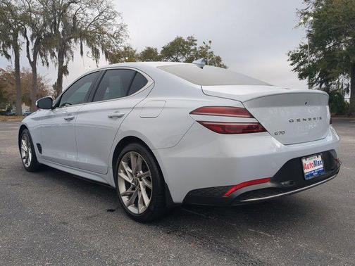 2022 Genesis G70 2.0T