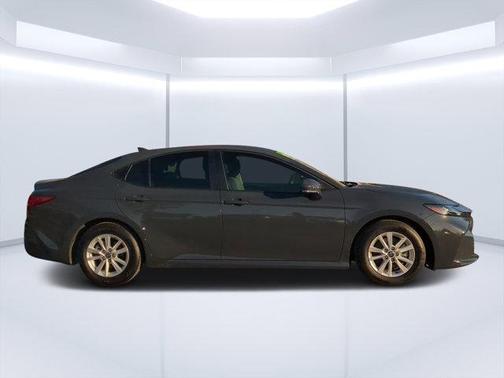 Underground 2025 Toyota Camry LE