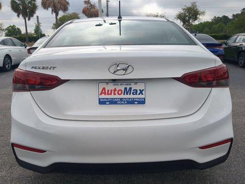 2022 Hyundai Accent SE