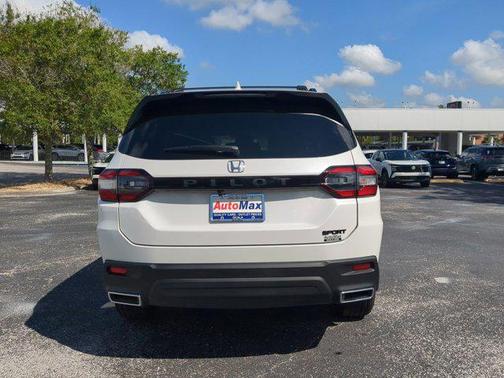 2024 Honda Pilot Sport