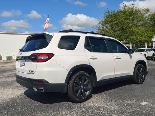 2024 Honda Pilot Sport