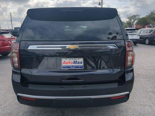 2023 Chevrolet Suburban LS