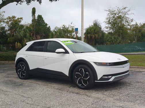 2024 Hyundai IONIQ 5 SEL