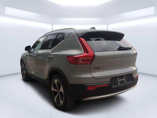Gray 2025 Volvo XC40 B5 Plus Bright Theme