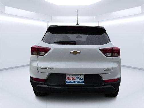 Summit White 2024 Chevrolet Trailblazer LS