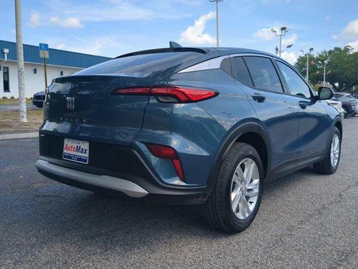 Ocean Blue Metallic 2025 Buick Envista Preferred FWD