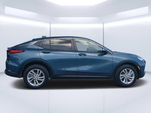 Ocean Blue Metallic 2025 Buick Envista Preferred FWD
