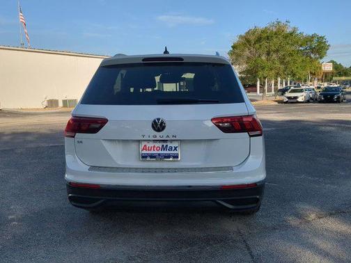 2022 Volkswagen Tiguan 2.0T SE