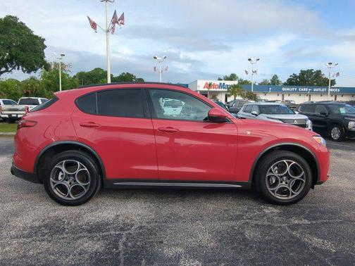 2022 Alfa Romeo Stelvio Ti
