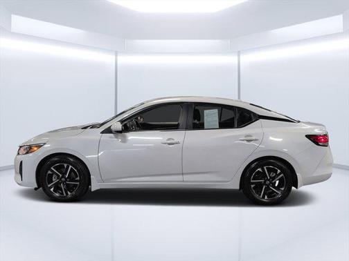 Aspen White 2025 Nissan Sentra SV