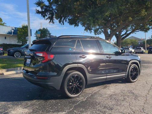 2022 GMC Terrain SLT