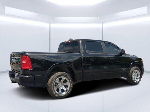 Diamond Black Crystal Pearlcoat 2025 RAM 1500 Lone Star