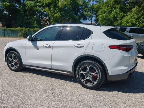 2022 Alfa Romeo Stelvio Ti