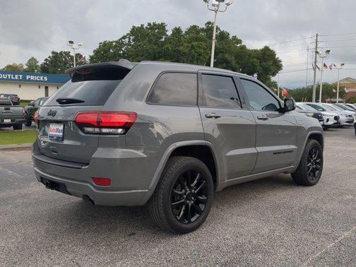 2020 Jeep Grand Cherokee Altitude