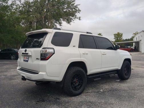 2022 Toyota 4Runner SR5