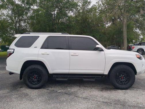 2022 Toyota 4Runner SR5