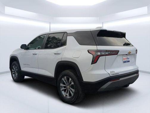 Summit White 2025 Chevrolet Equinox 1LT