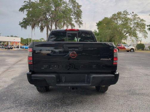 2022 Nissan Frontier PRO-X