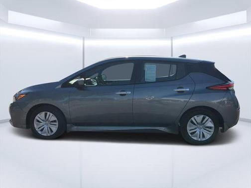 2023 Nissan Leaf S