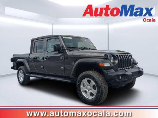 2022 Jeep Gladiator Sport