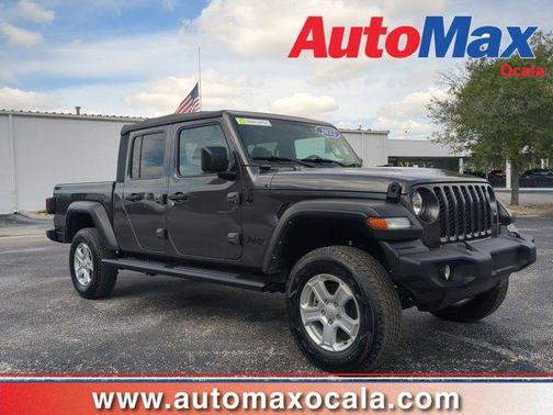 2022 Jeep Gladiator Sport