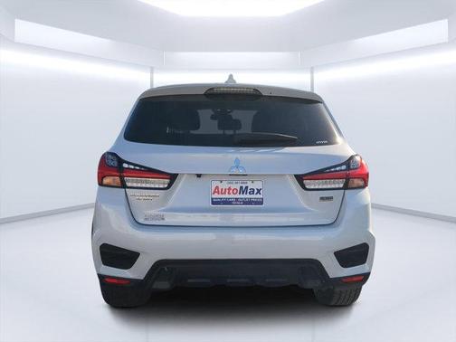 2025 Mitsubishi Outlander Sport 2.0 LE