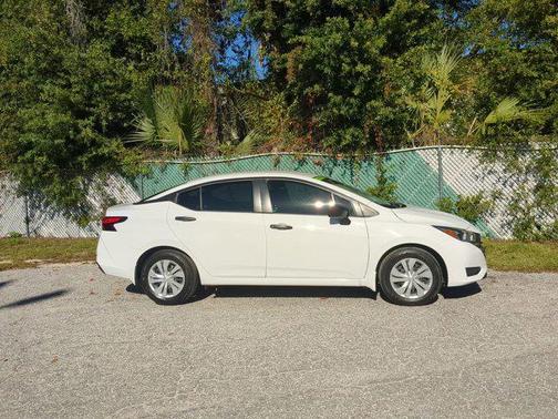 2024 Nissan Versa 1.6 S