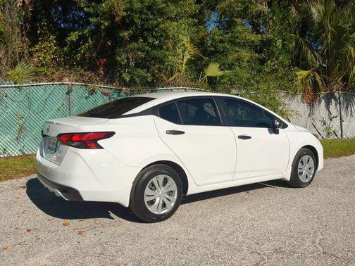 2024 Nissan Versa 1.6 S