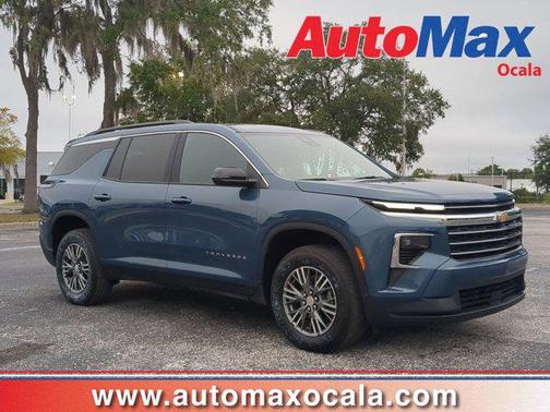 2025 Chevrolet Traverse LT