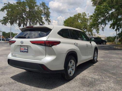 2022 Toyota Highlander L